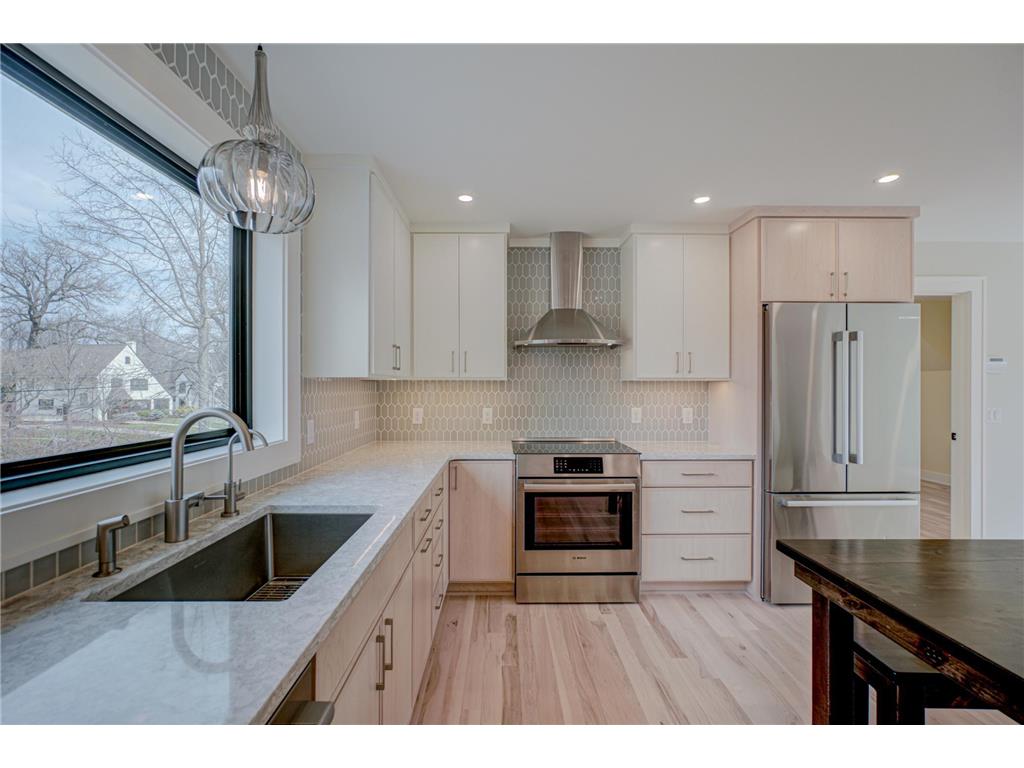 71 Otis Lane Saint Paul MN 55104 7052922 image14