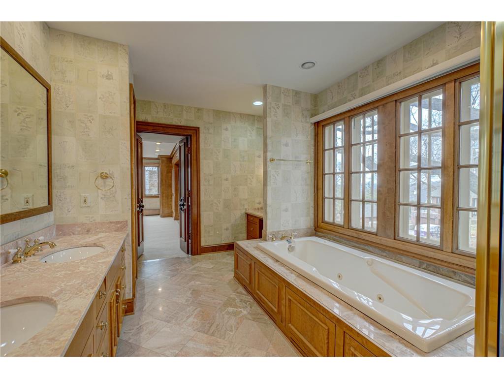 71 Otis Lane Saint Paul MN 55104 7052922 image43