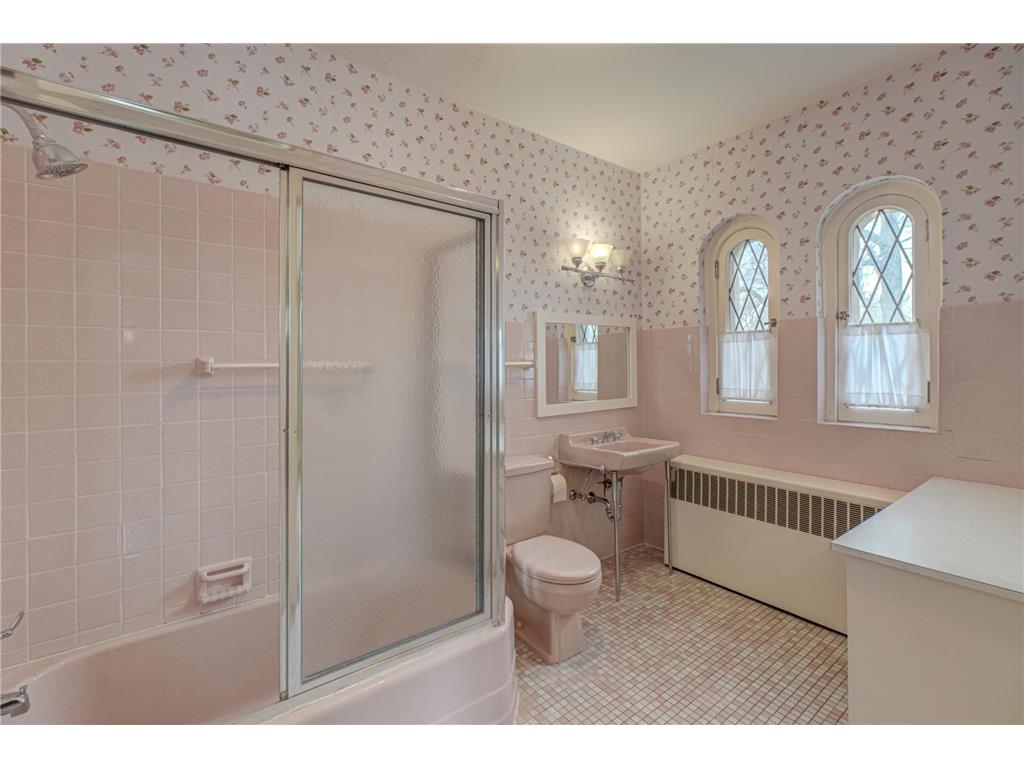 71 Otis Lane Saint Paul MN 55104 7052922 image49