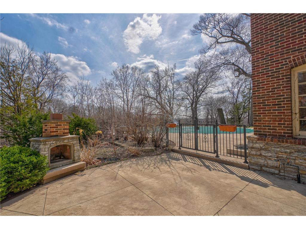 71 Otis Lane Saint Paul MN 55104 7052922 image56