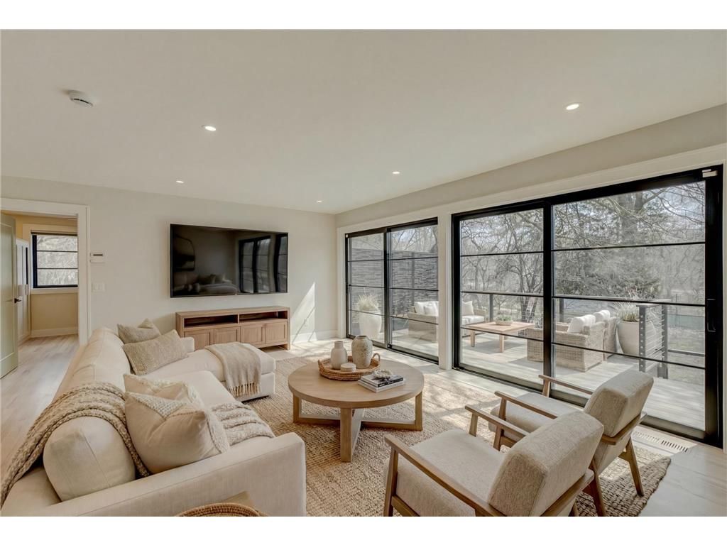 71 Otis Lane Saint Paul MN 55104 7052922 image9