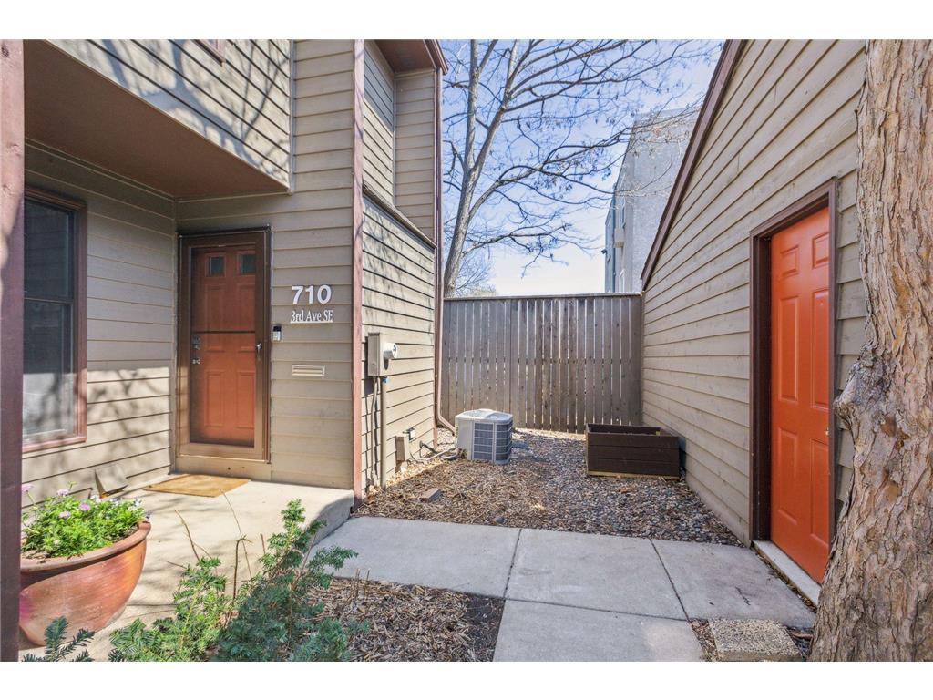 710 3rd Avenue SE Minneapolis MN 55414 6354995 image1