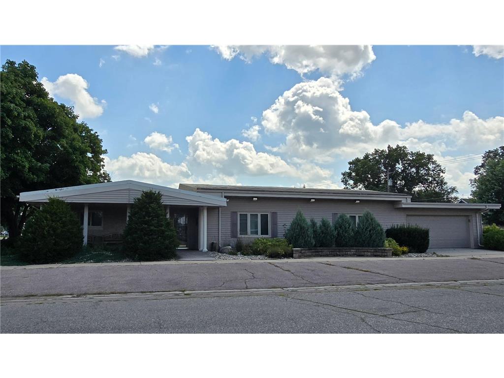 710 4th Street SE Pipestone MN 56164 7032635 image1