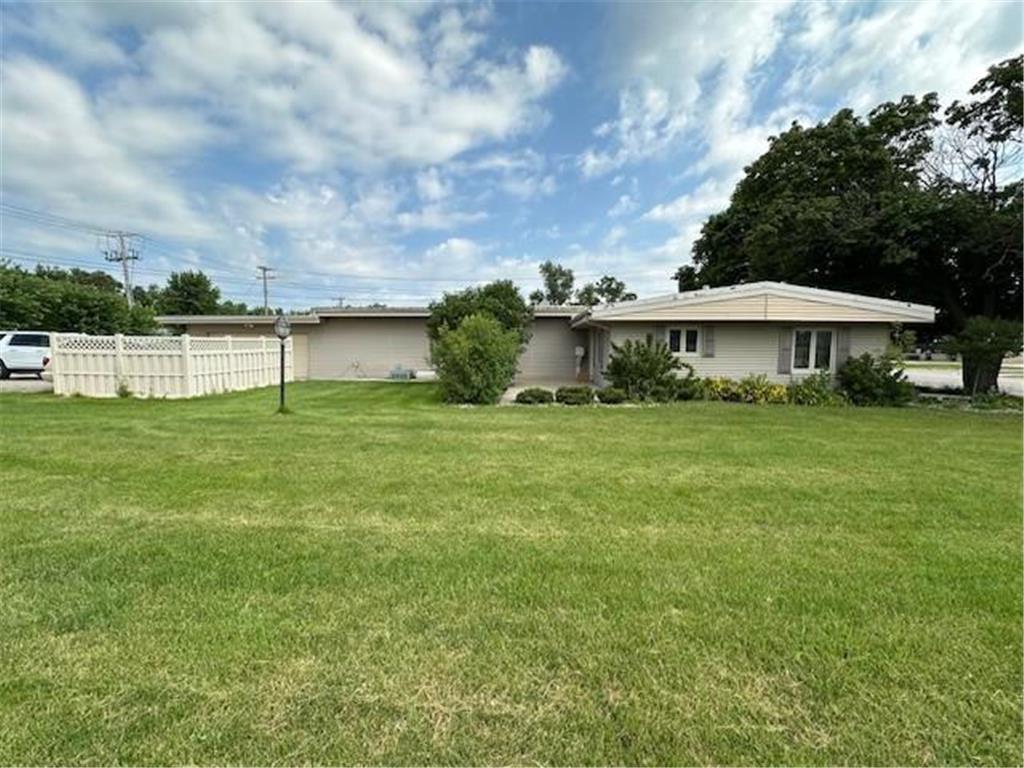 710 4th Street SE Pipestone MN 56164 7032635 image25