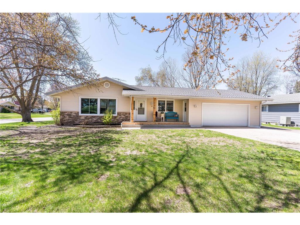 710 5th Street SE Pelican Rapids MN 56572 6718461 image1