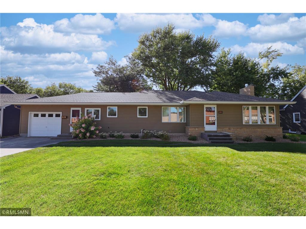 710 9th Street S Olivia MN 56277 6594905 image1