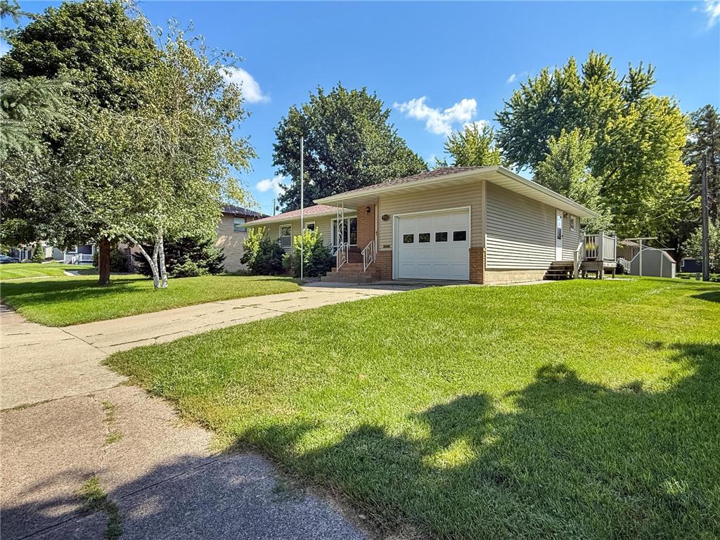 710 Adams Avenue Fairmont MN 56031 6780027 image1