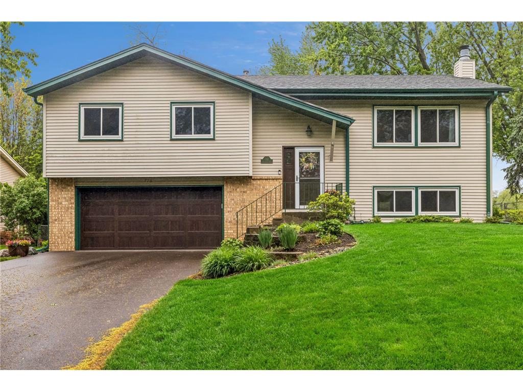 710 Clearbrook Lane Vadnais Heights MN 55127 7067377 image1