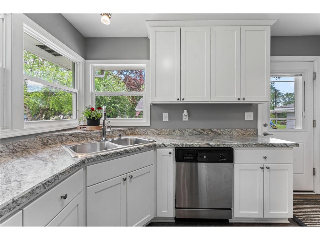 710 Cypress Street S Cambridge MN 55008 7060813 image16
