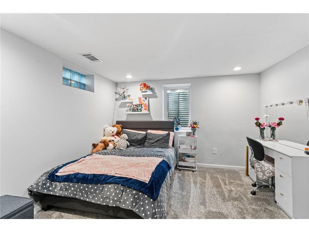 710 Cypress Street S Cambridge MN 55008 7060813 image39