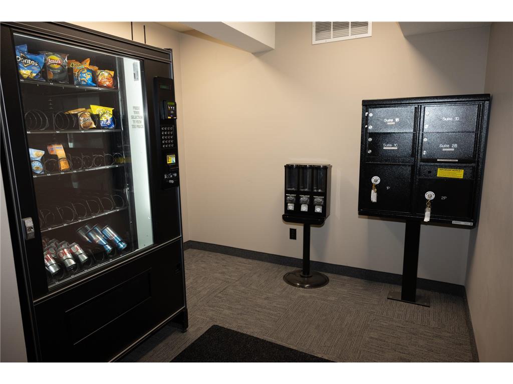 710 Division Street S Northfield MN 55057 7013270 image11