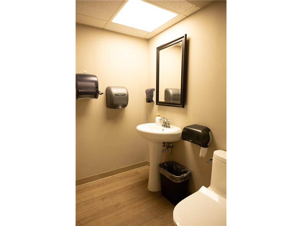 710 Division Street S Northfield MN 55057 7013270 image13