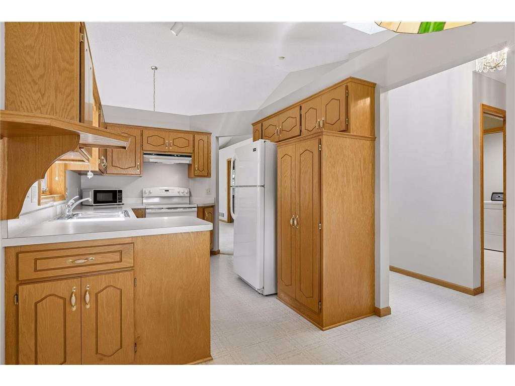 710 Emerald Ridge Roseville MN 55113 7090582 image20