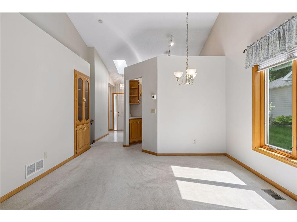 710 Emerald Ridge Roseville MN 55113 7090582 image22