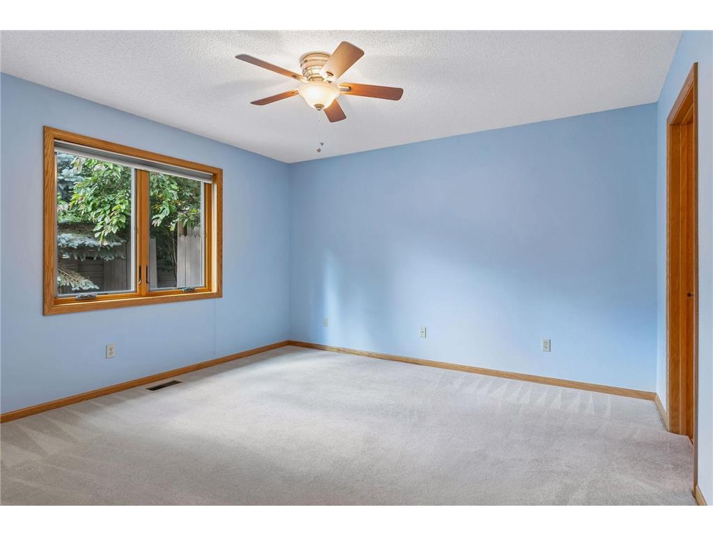 710 Emerald Ridge Roseville MN 55113 7090582 image27