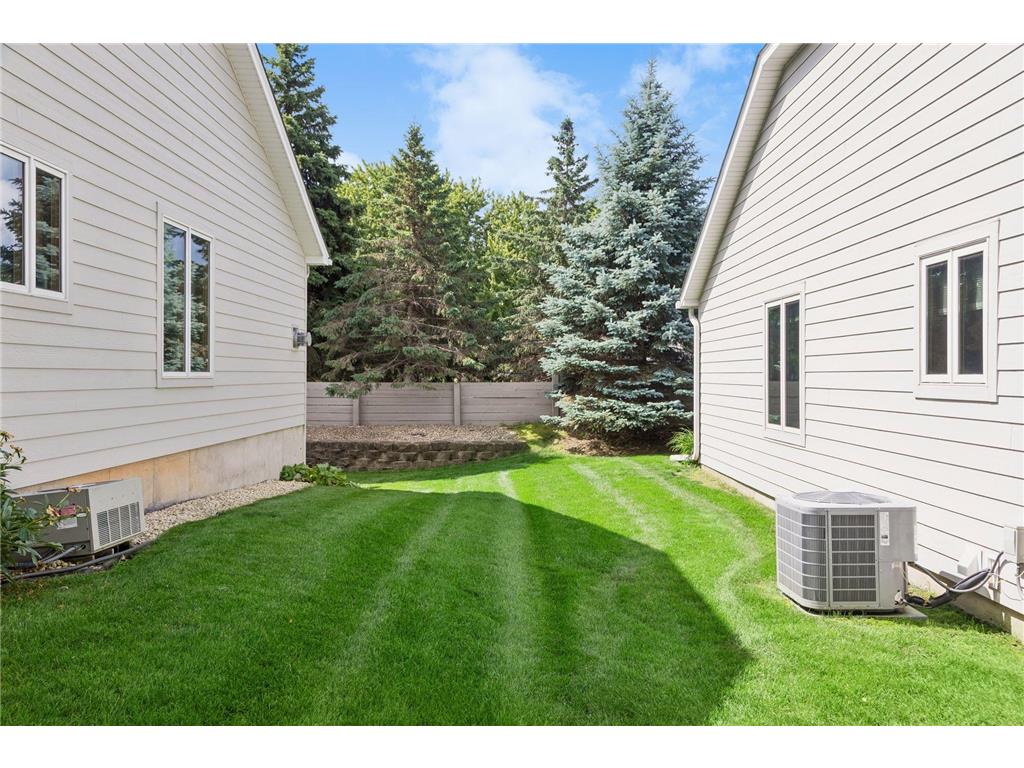 710 Emerald Ridge Roseville MN 55113 7090582 image47