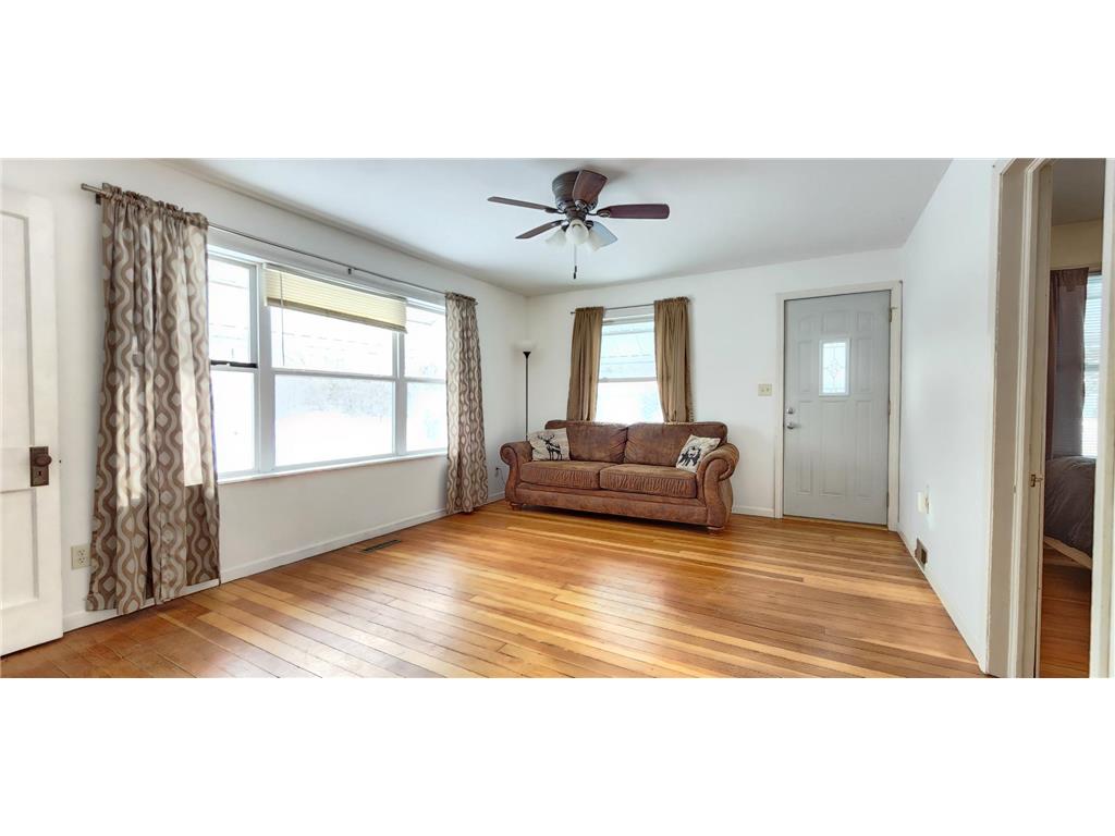 710 Johnson Street Henning MN 56551 7002832 image10