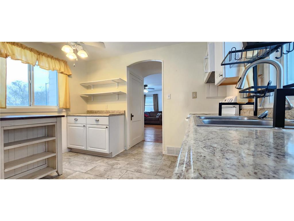 710 Johnson Street Henning MN 56551 7002832 image9