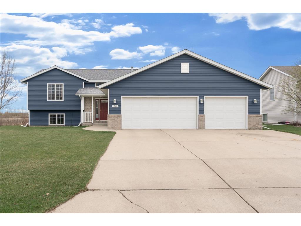 710 Lee Street NE Owatonna MN 55060 7020082 image1
