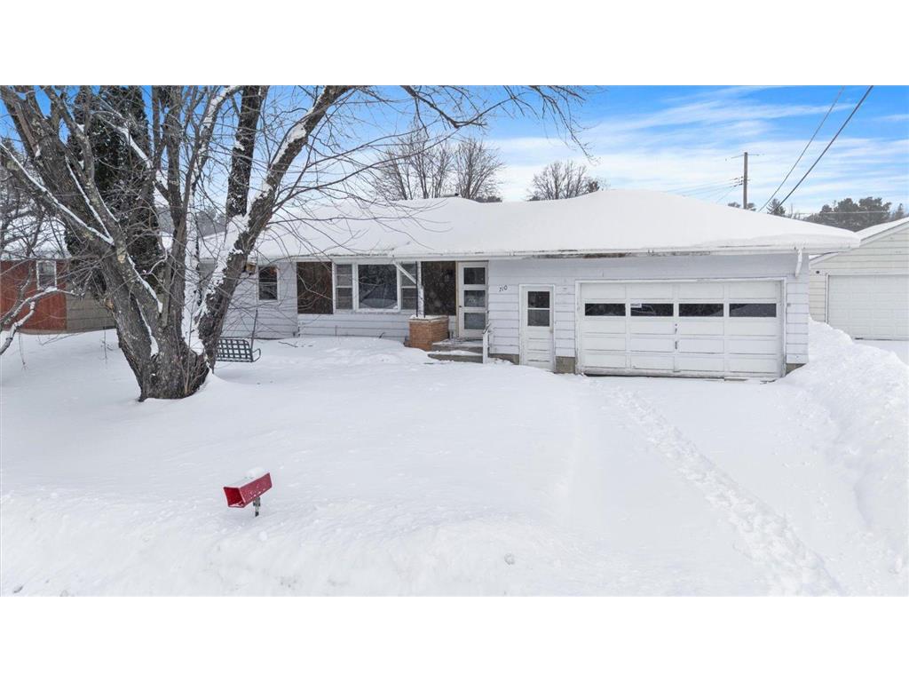 710 Maple Drive Aurora MN 55705 7027705 image1