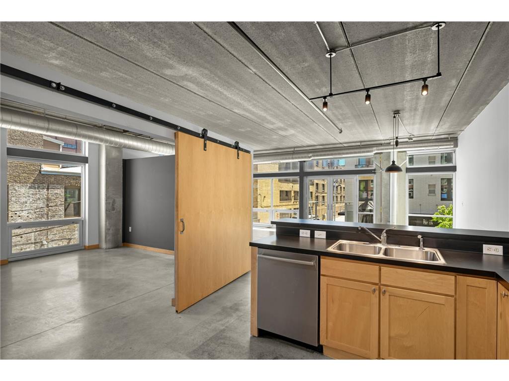 710 N 4th Street #E213 Minneapolis MN 55401 7074905 image5