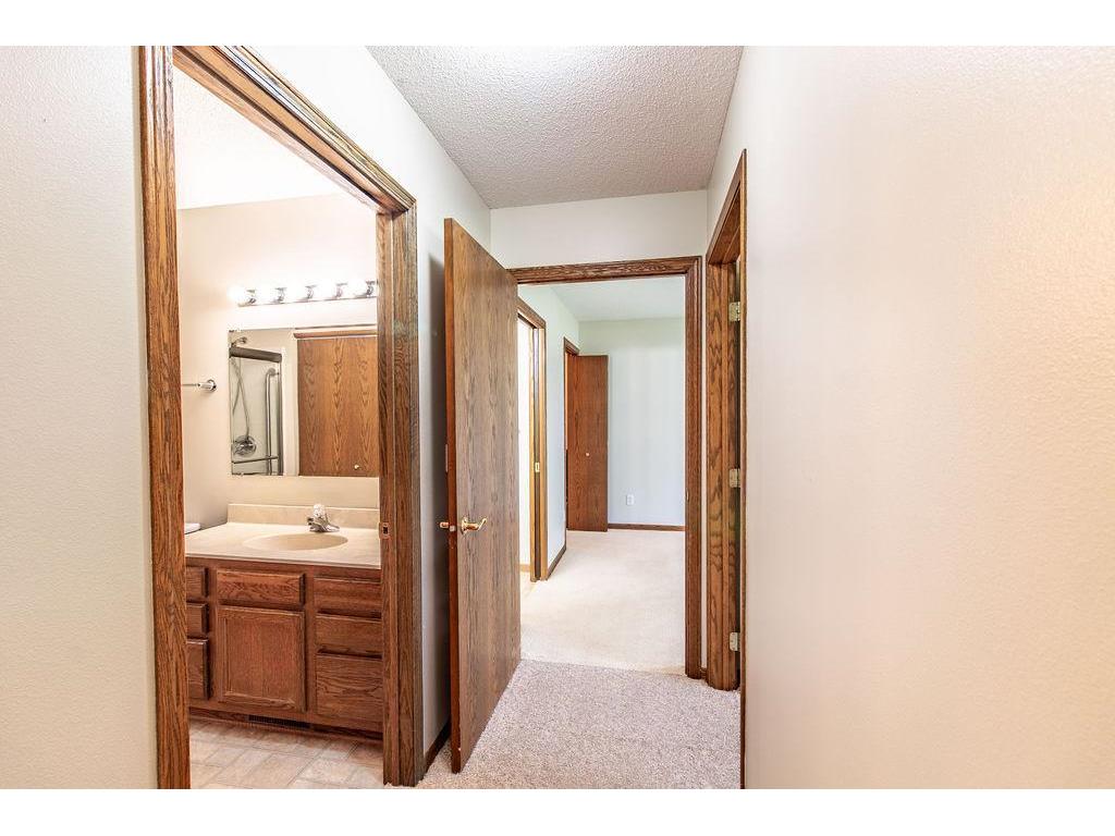 710 S 10th Street Bird Island MN 55310 7087989 image14