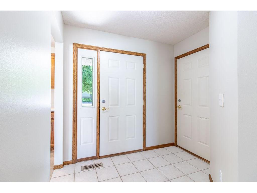 710 S 10th Street Bird Island MN 55310 7087989 image3