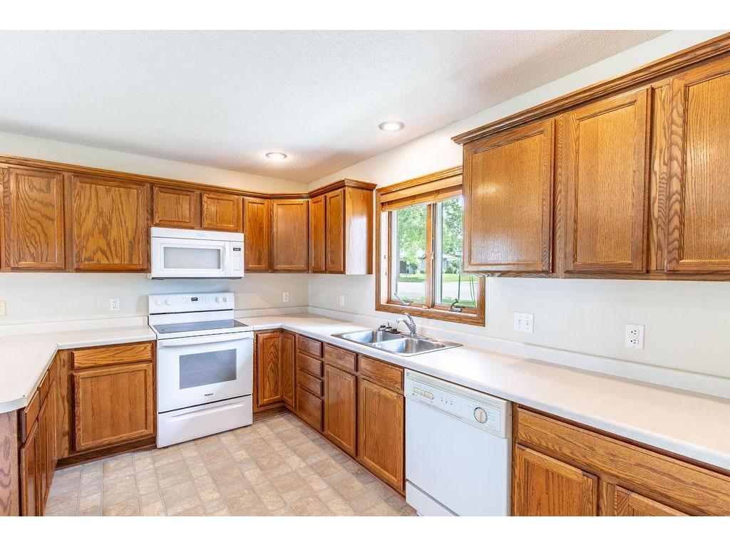 710 S 10th Street Bird Island MN 55310 7087989 image6