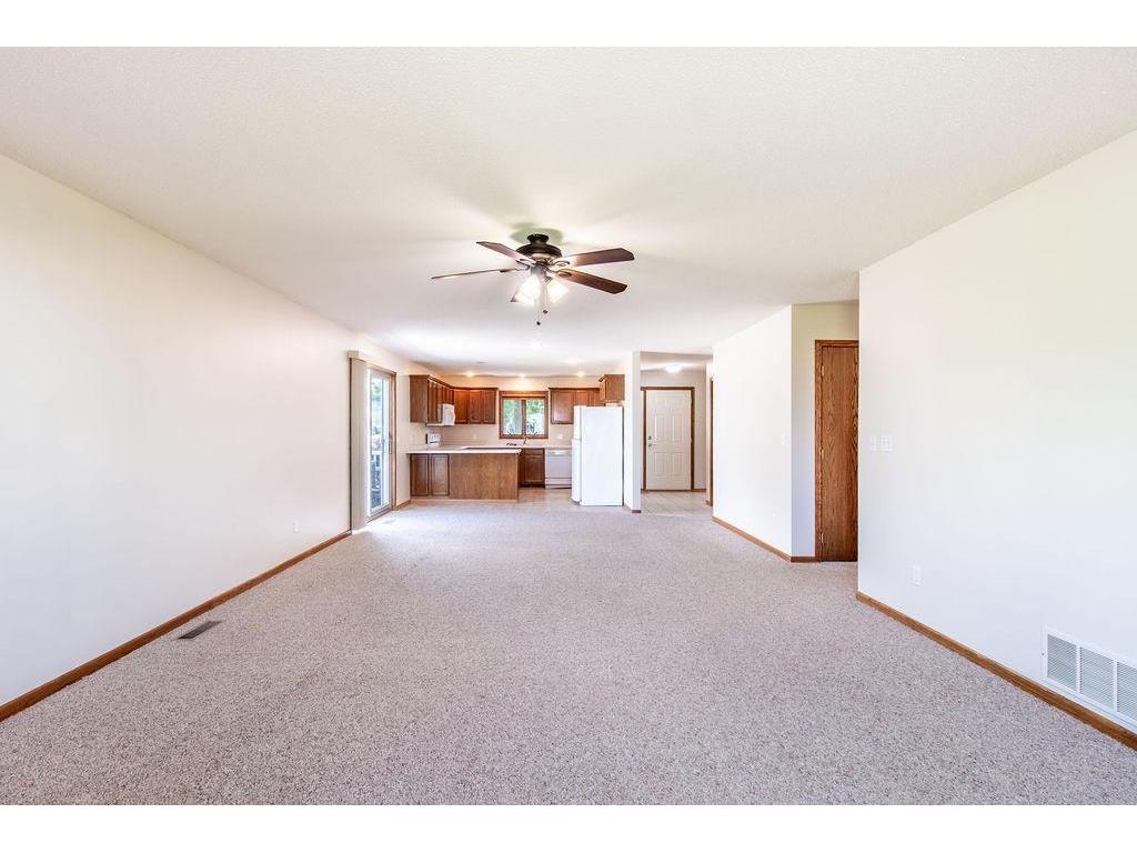 710 S 10th Street Bird Island MN 55310 7087989 image9