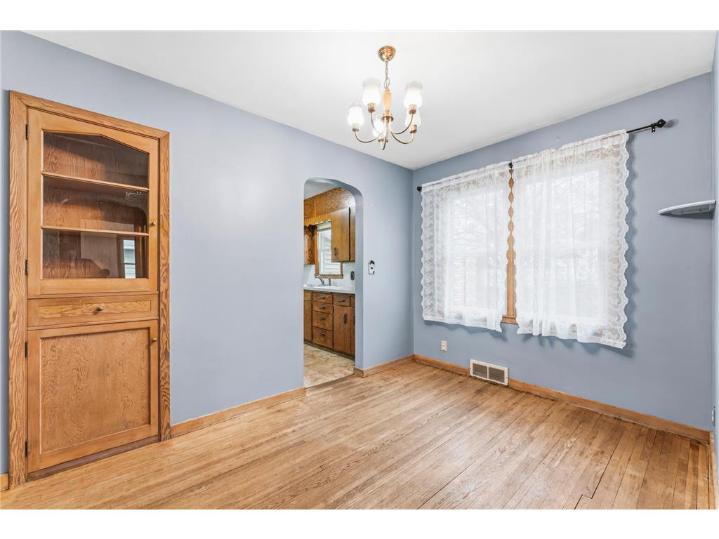 710 S 3rd Avenue Albert Lea MN 56007 7050423 image11