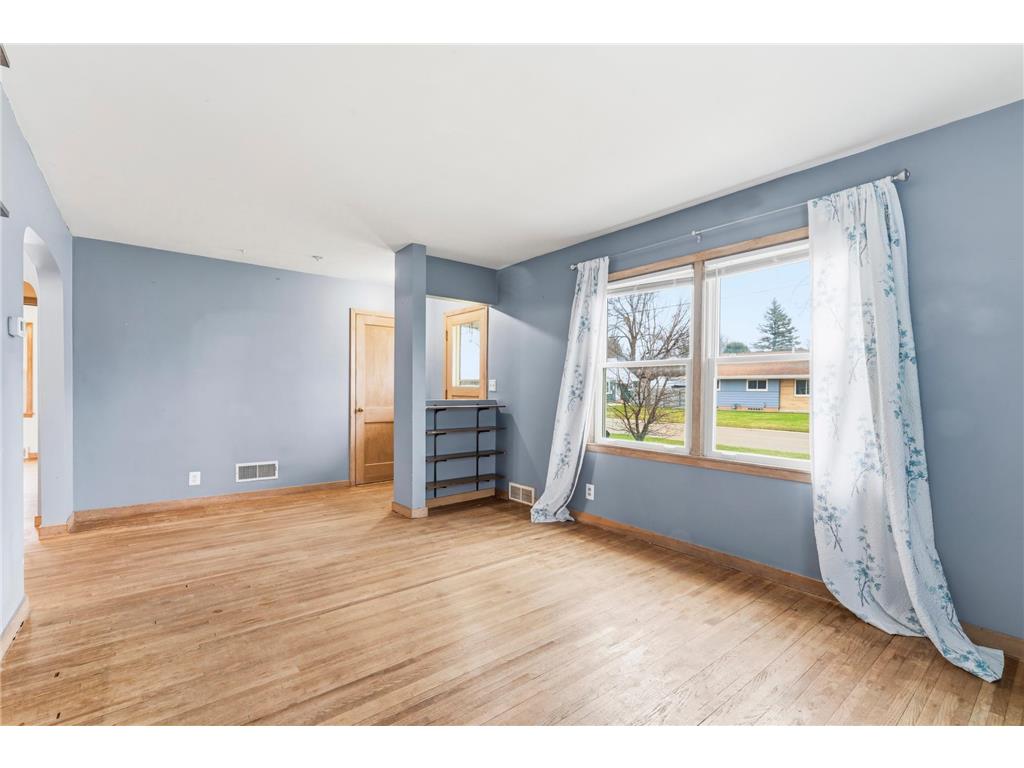 710 S 3rd Avenue Albert Lea MN 56007 7050423 image14