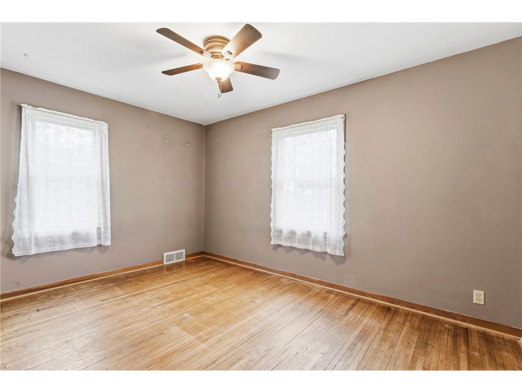 710 S 3rd Avenue Albert Lea MN 56007 7050423 image15