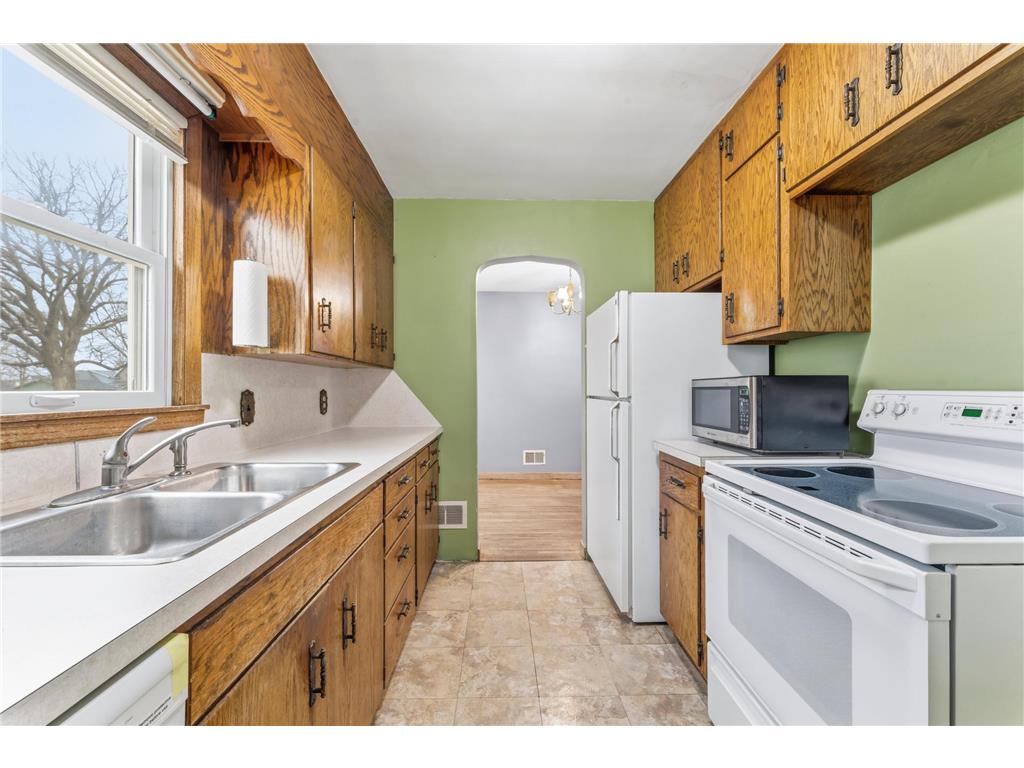 710 S 3rd Avenue Albert Lea MN 56007 7050423 image8