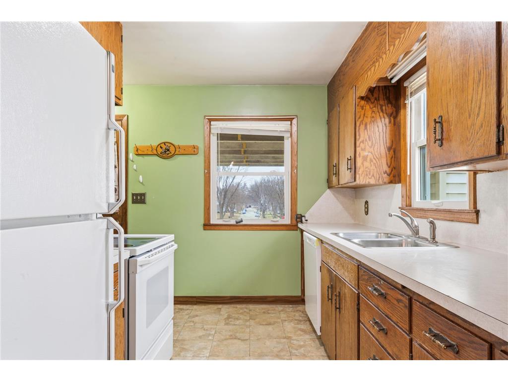 710 S 3rd Avenue Albert Lea MN 56007 7050423 image9