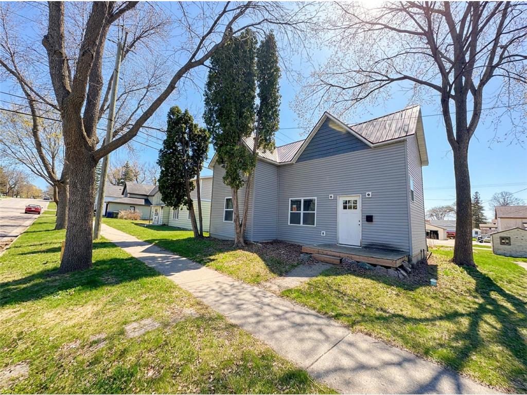 710 S Oak Street Fergus Falls MN 56537 7068600 image1