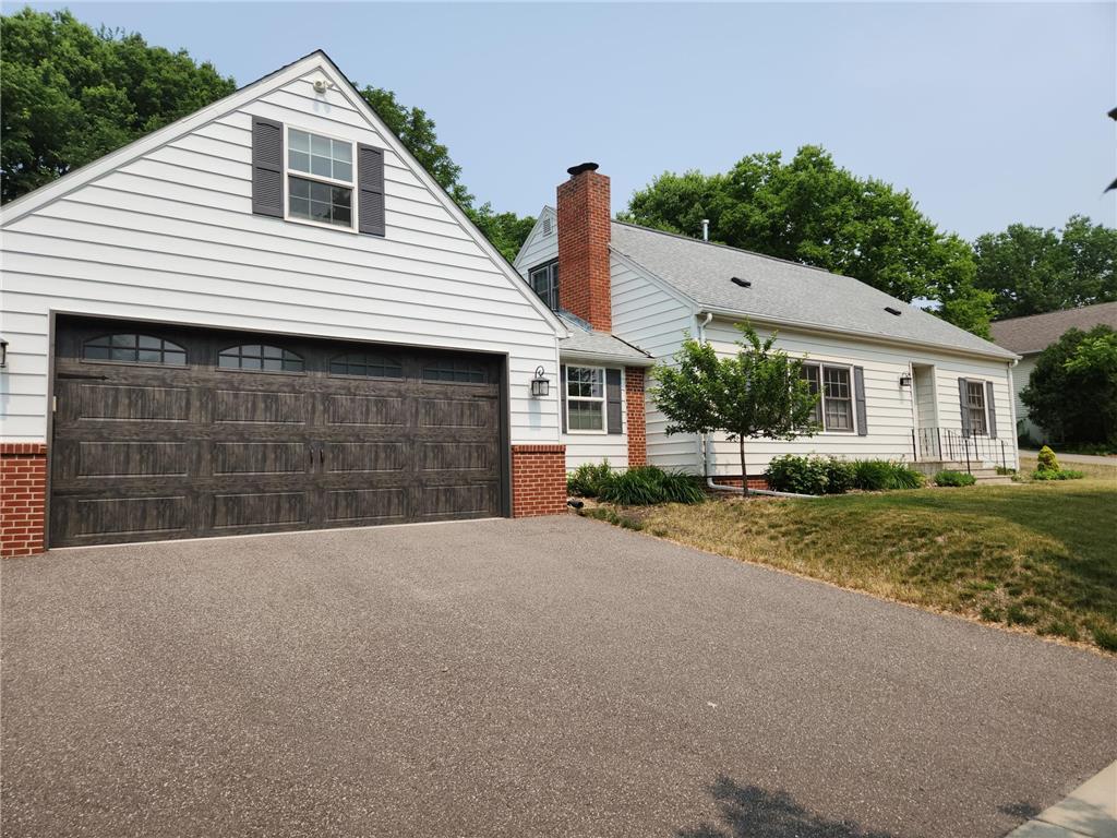 710 S Washington Avenue, Saint Peter, MN, 56082 MLS 6389076 Edina