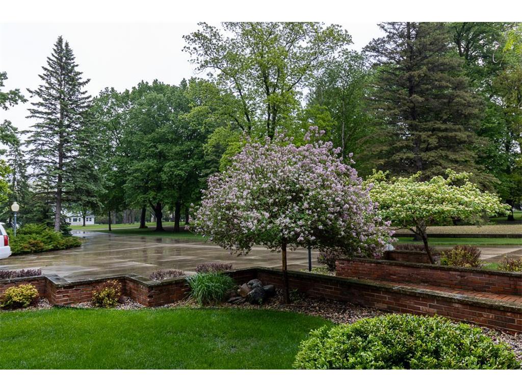 710 Summit Avenue New Ulm MN 56073 7078154 image11