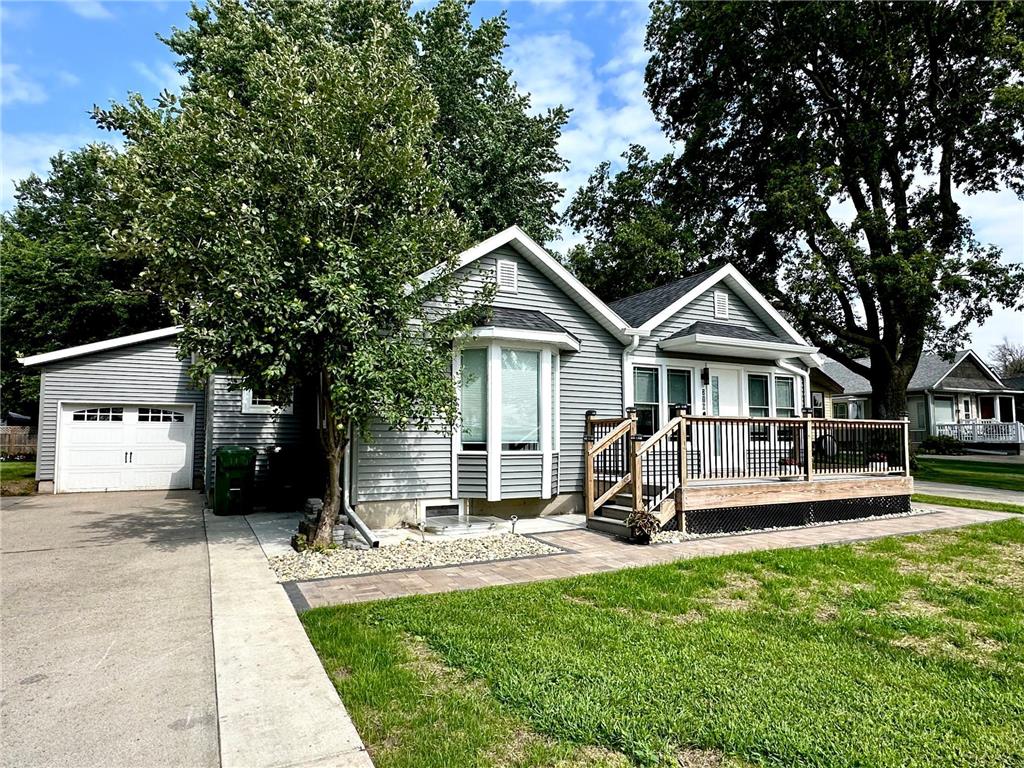 710 W Lake Avenue Worthington MN 56187 - Okabena 6758505 image1