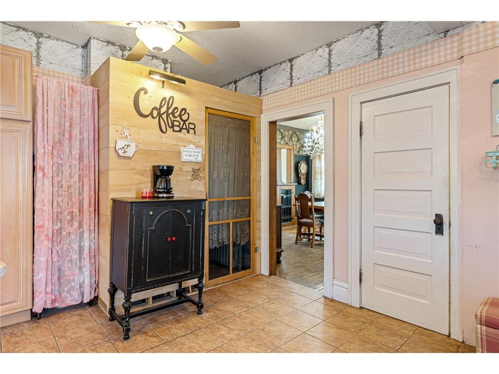 710 W Oakland Avenue Austin MN 55912 7013516 image31