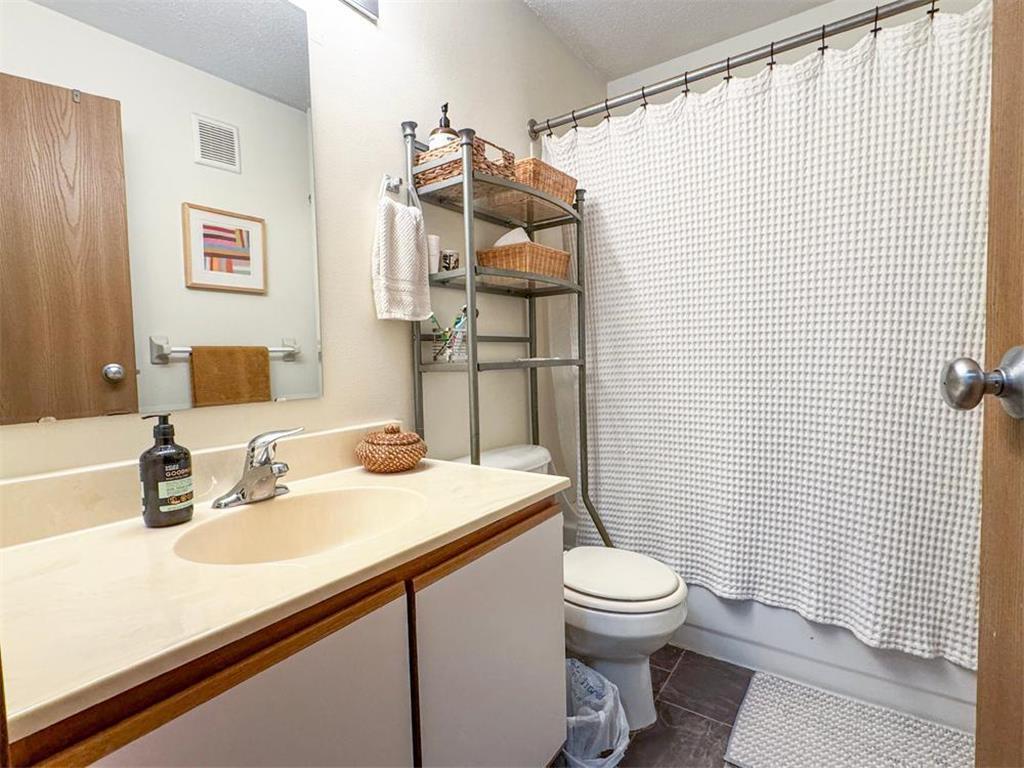 710 West Village Road #104 Chanhassen MN 55317 7047278 image10