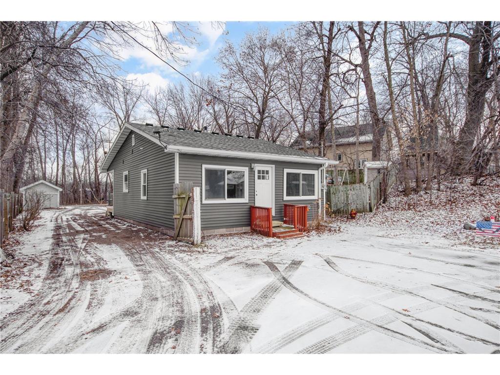 710 Woodland Drive Forest Lake MN 55025 - Forest 6697736 image1