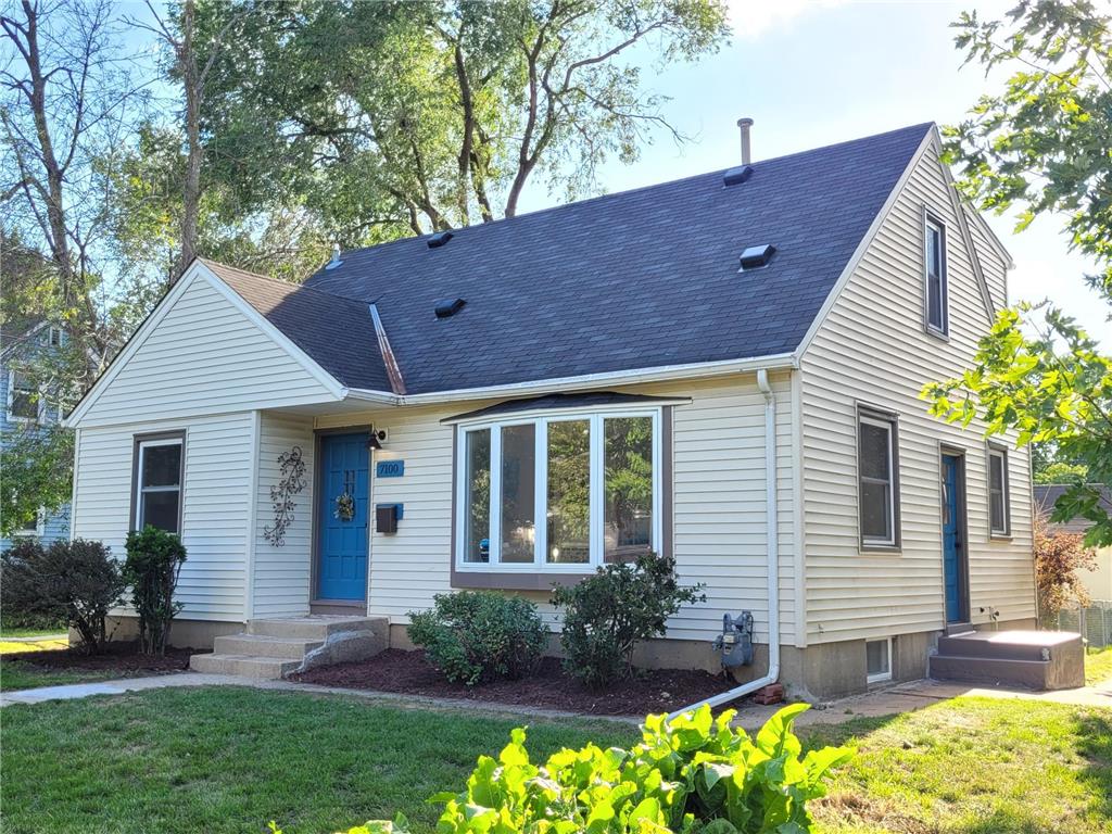 7100 Clinton Avenue Richfield MN 55423 6418767 image1