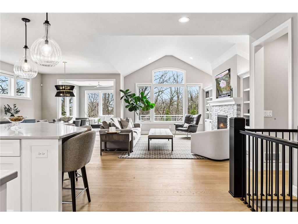 7100 Highland Court Eden Prairie MN 55346 7031112 image1