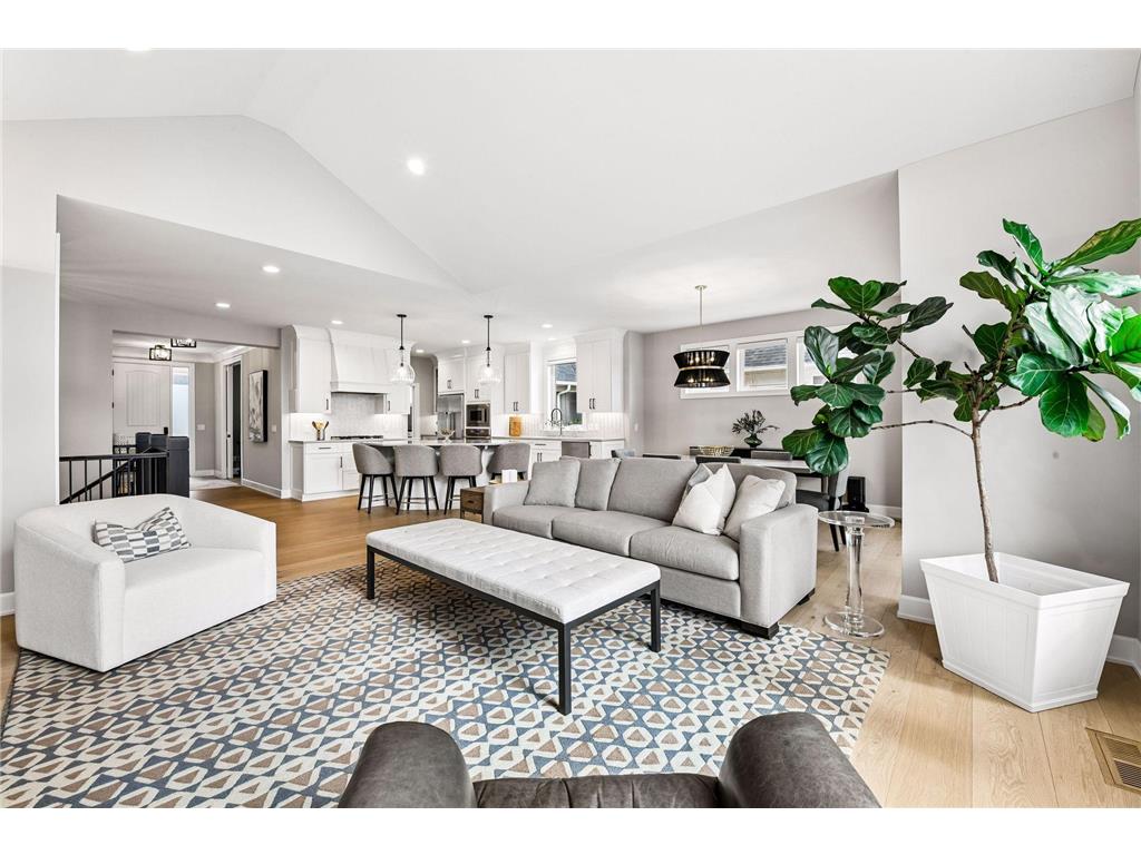 7100 Highland Court Eden Prairie MN 55346 7031112 image16