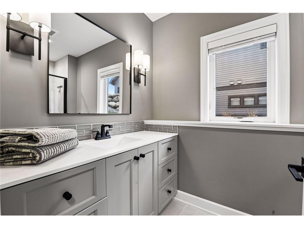 7100 Highland Court Eden Prairie MN 55346 7031112 image67