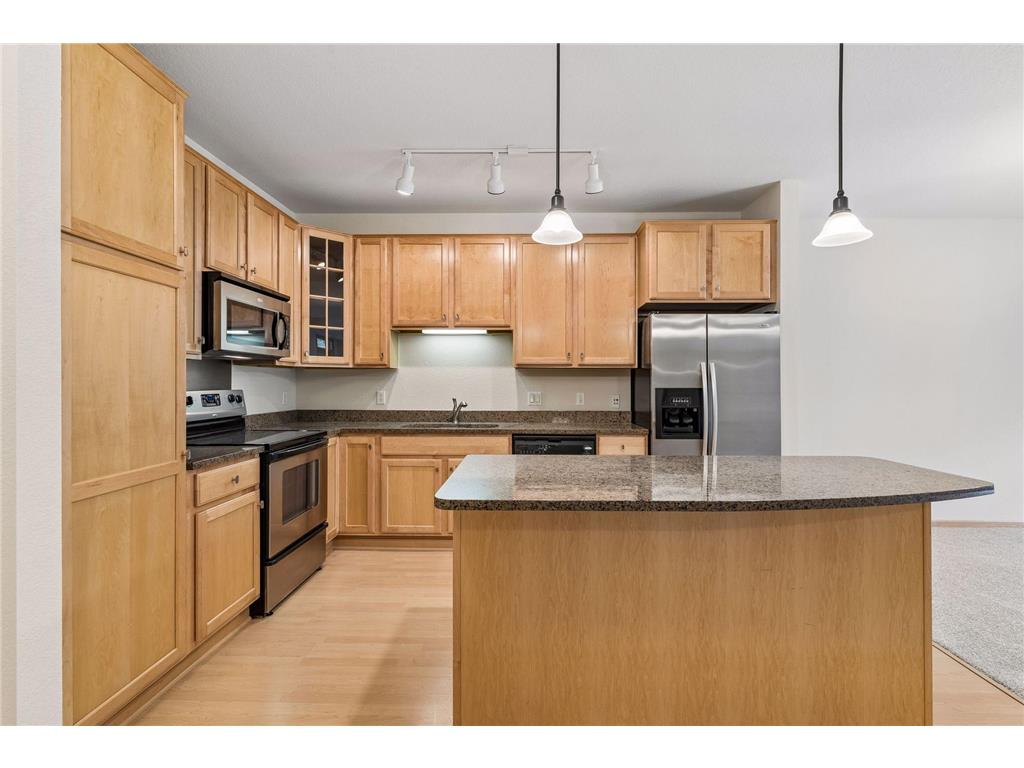 7100 Metro Boulevard #104 Edina MN 55439 - Nine Mile Creek 7070055 image10
