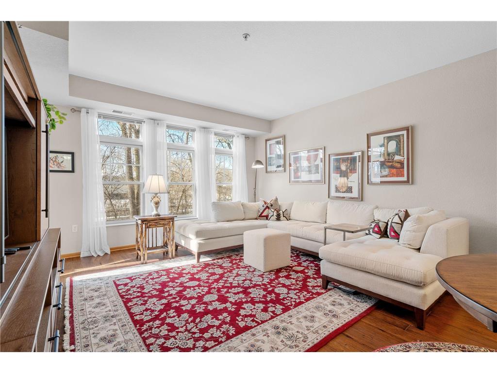 7100 Metro Boulevard #117 Edina MN 55439 6477432 image1