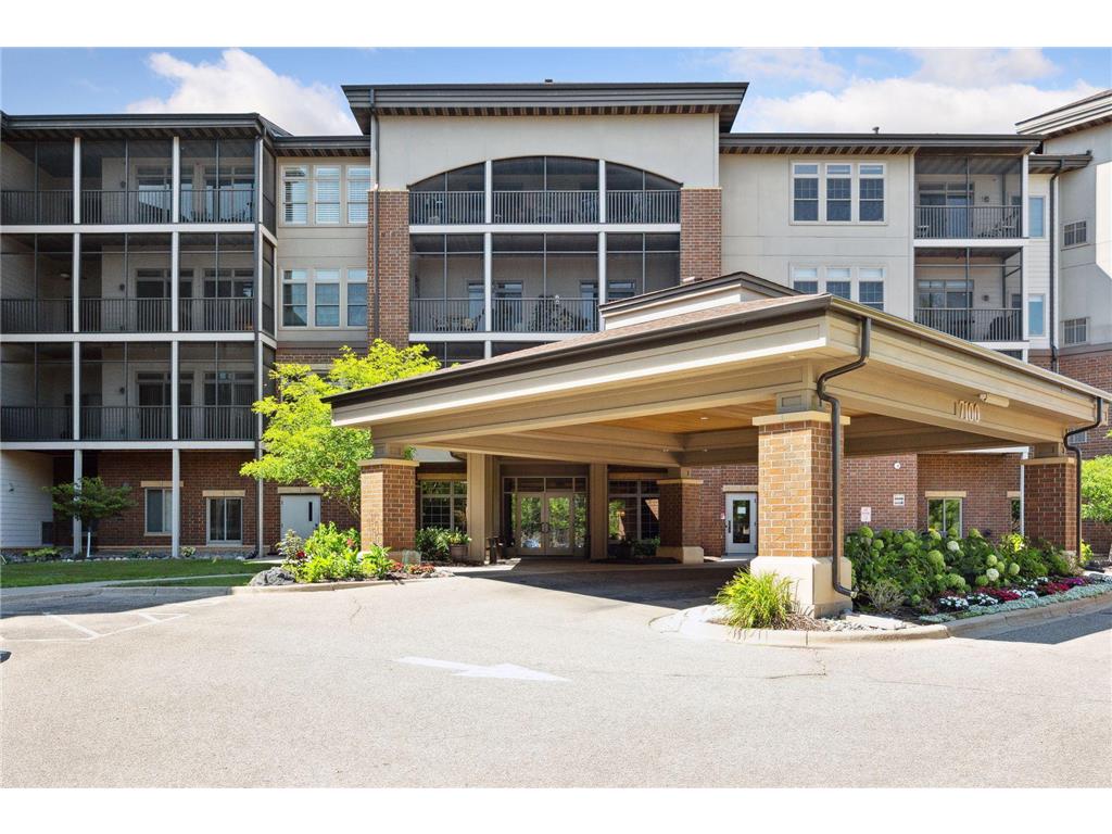 7100 Metro Boulevard #318 Edina MN 55439 7048653 image1