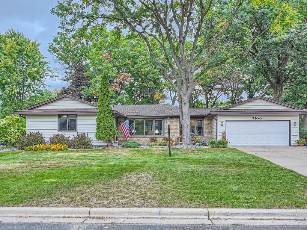 7100 Victoria Road Woodbury MN 55125 6435063 image1