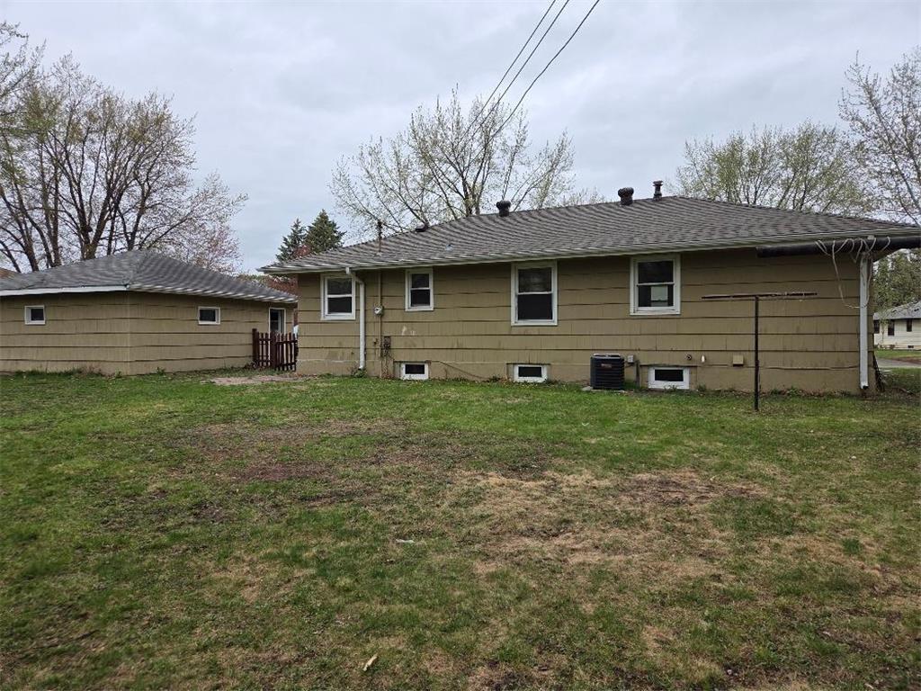 7101 Hartkopf Lane Brooklyn Park MN 55428 7061985 image18